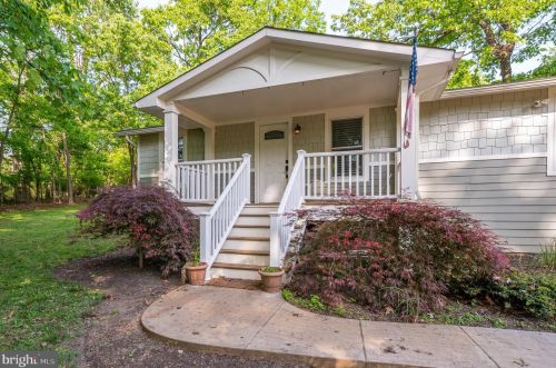 102 Red Bud Loop, Harpers Ferry, WV 25425-5923