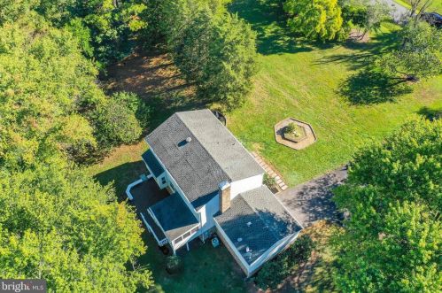 5758 Benford Dr, Haymarket VA  20169-2503 exterior