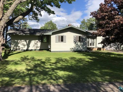 73980 Lake Shore Dr, Washburn, WI 54891-5867