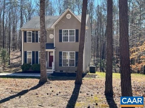 2286 Ridge Rd, Bybee, VA 22963-4006