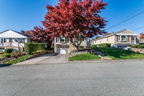 68 Brookside Ave, North Providence RI  02911-1538 exterior