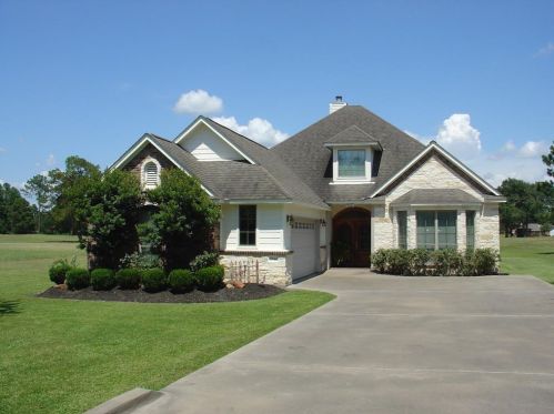 15646 Kitty Hawk Dr, Waller, TX 77484-7505