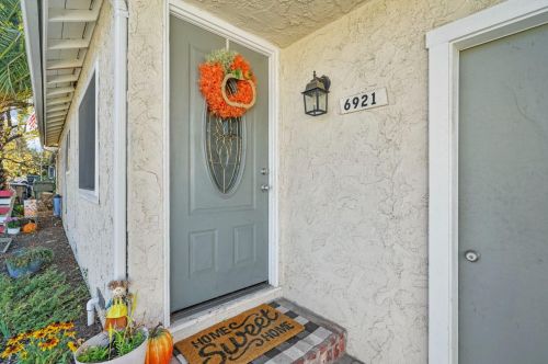 6921 Hazel Ave, Citrus Heights, CA 95662-3430