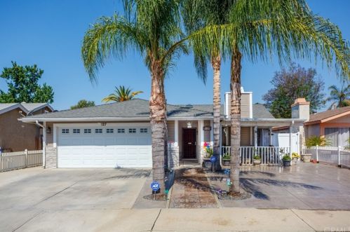 127 Pennsylvania St, Lake Elsinore, CA 92530-1824