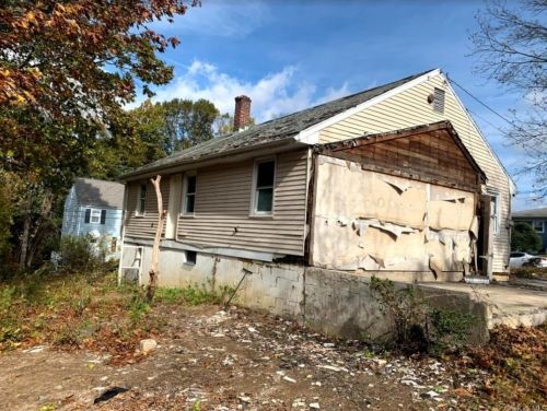 55 Cummings Ave, White Plains, NY 10603-2033