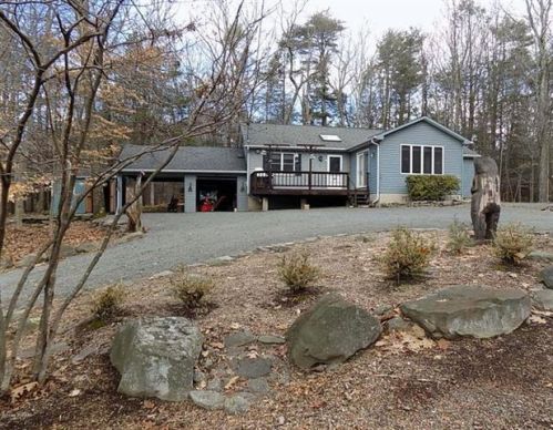 15 Birch Dr, Hawley, PA 18438-6705