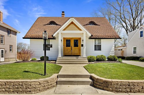 949 Genesee St, Waukesha, WI 53186-5216
