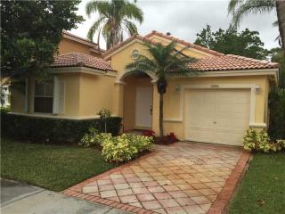 11250 156th Pl, Miami, FL 33196-4390