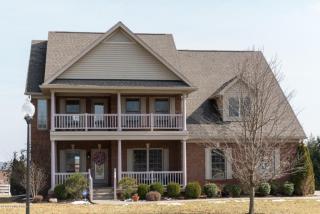 1106 Crossings Cove Ct, Louisville, KY 40245-3507