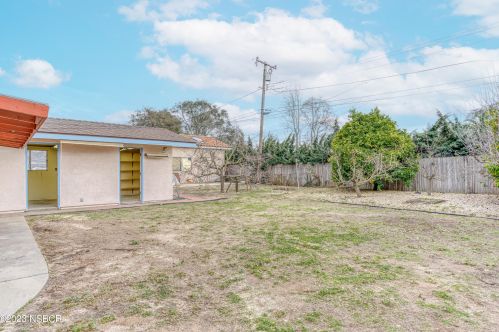 4675 Basque Dr, Santa Maria CA  93455-3948 exterior