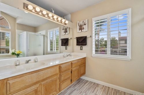 8512 Rosemary Dr, Riverside CA exterior