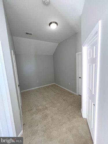 14506 Kylewood Way, Gainesville VA  20155-6233 exterior