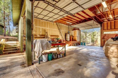 13943 Greenhorn Rd, Grass Valley CA  95945-8484 exterior