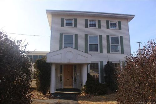 12 Cliff St, Ansonia, CT 06401-1622
