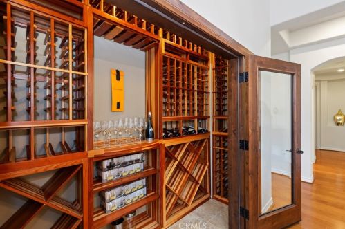 3745 Hollingsworth Rd, Altadena CA  91001-3857 exterior