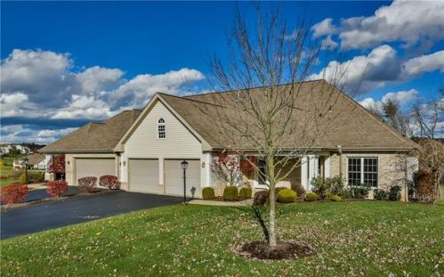 233 Hytyre Farms Dr, Gibsonia, PA 15044-7821