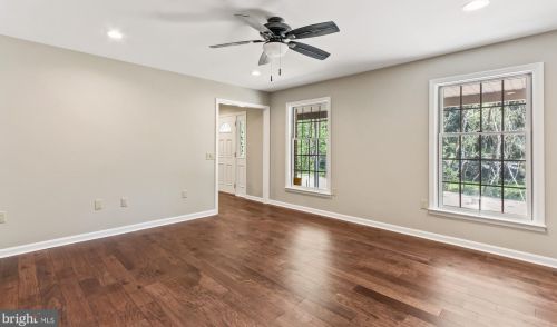 786 Arbor Dr, Red Lion PA  17356-8611 exterior