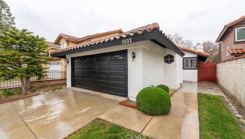 1002 Agua Caliente, Colton, CA 92324-6238