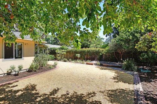 1725 Hampton Ave, Redwood City CA  94061-2608 exterior