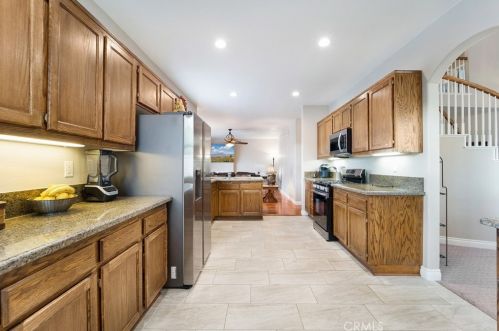 16187 Cousins Cir, Riverside CA  92503-0571 exterior