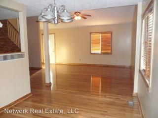 560 Ireland School Rd, Radcliff KY  40160-9167 exterior