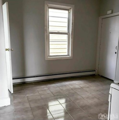 184 Grant St, Perth Amboy NJ  08861-4552 exterior