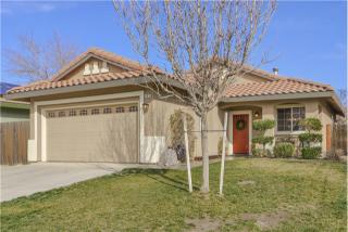 883 Wallace Dr, Woodland, CA 95776-9398