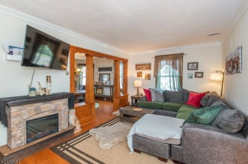 628 Main St, West Paterson NJ  07424-1020 exterior