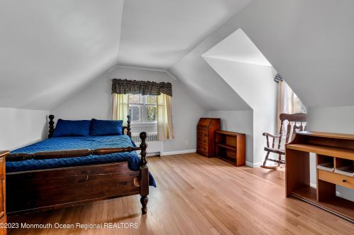 407 Berkshire Rd, Ridgewood NJ 07450-5533 exterior