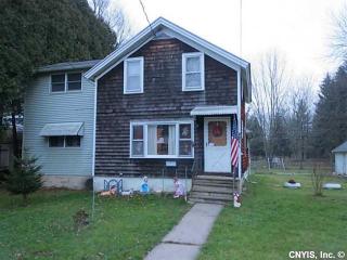 113 Hulbert St, Minoa, NY 13116-1906