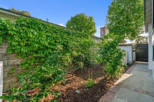3936 Gaviota Ave, Long Beach CA  90807-3740 exterior