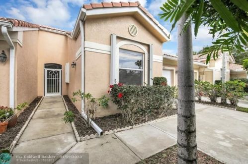 2413 Coral Trace Cir, Delray Beach FL  33445-3607 exterior