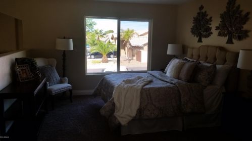2753 Hope St, Mesa, AZ 85213-4143