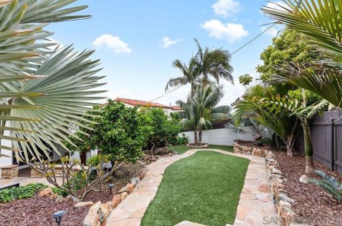 3221 Dumas St, San Diego CA  92106-1311 exterior