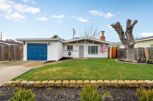 3832 El Oro St, North Highlands CA  95660-4815 exterior