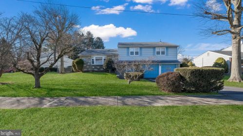 242 Stahl Rd, Southampton, PA 18966-3260
