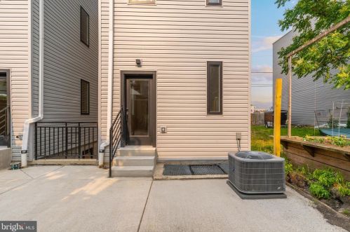 1810 Germantown Ave, Philadelphia PA 19133-1617 exterior