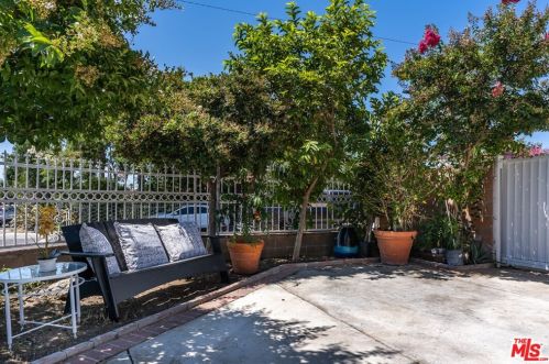 8101 Radford Ave, North Hollywood CA  91605-1541 exterior