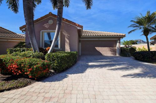 7181 Foxworth Ct, Boynton Beach FL  33437-6455 exterior