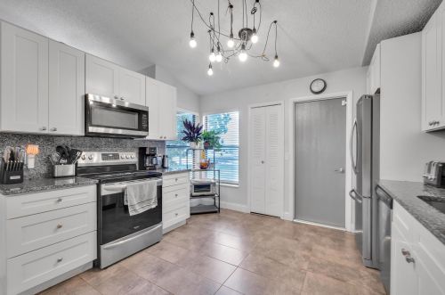 3197 Esperanto St, Fort Pierce FL  34953-4502 exterior