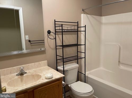 306 Hidden Dr, Blenheim NJ  08012-4443 exterior