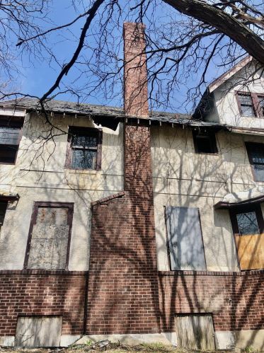 2200 Dupont Ave, Minneapolis MN 55411-2634 exterior