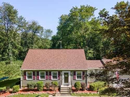 309 Chestnut Hill Rd, Colchester, CT 06415-2019