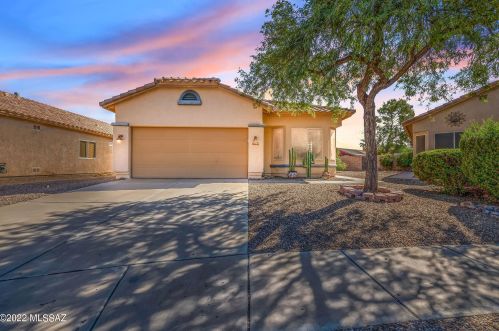 7449 Mission View Pl, Tucson, AZ 85743-5419