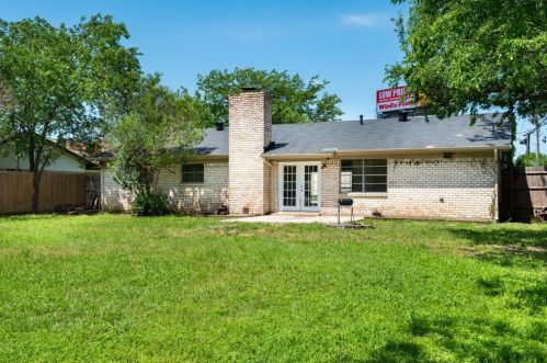 5108 Holiday Ln, Fort Worth, TX 76180-6902