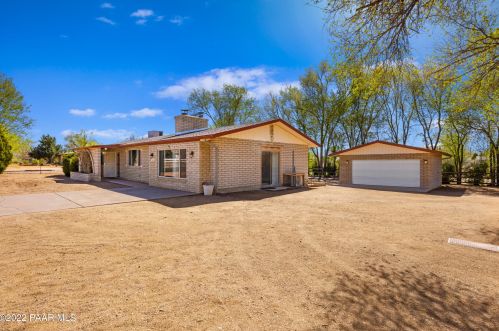 1626 Angus Pl, Chino Valley, AZ 86323-5604