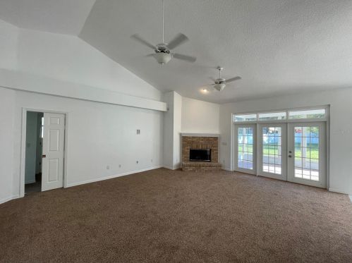 709 Muirfield Cir, Apopka, FL 32712-2688
