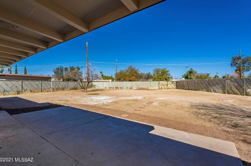 5681 Bryant Ave, Tucson AZ  85706-2917 exterior