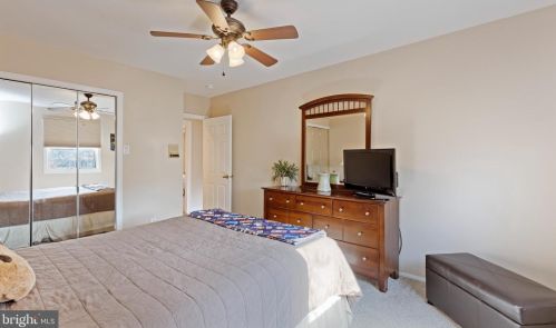 118 Ann Dr, Southampton PA 18954-1639 exterior