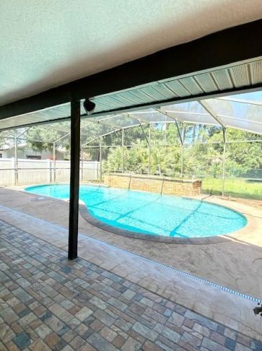 1016 Newfound Harbor Dr, Merritt Island, FL 32952-2758